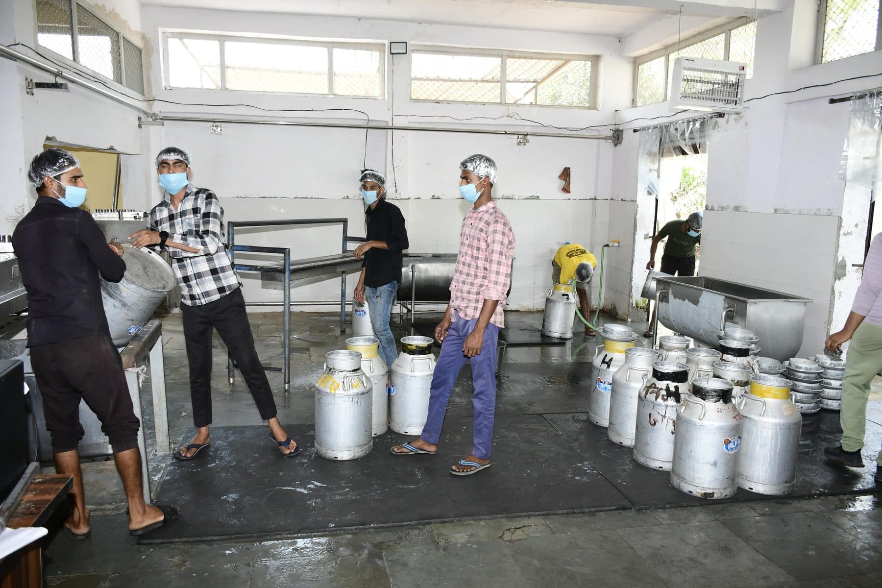 Milk handed over and checked at the dock